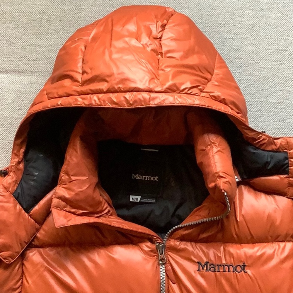 Men’s Medium Marmot Orange Down Puffer Jacket